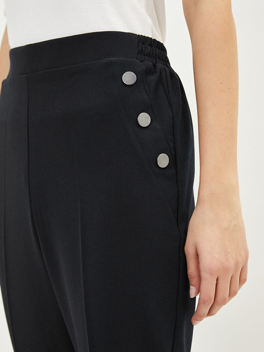 Elastic Waist Regular Pocket Detailed Women's Trousers-2