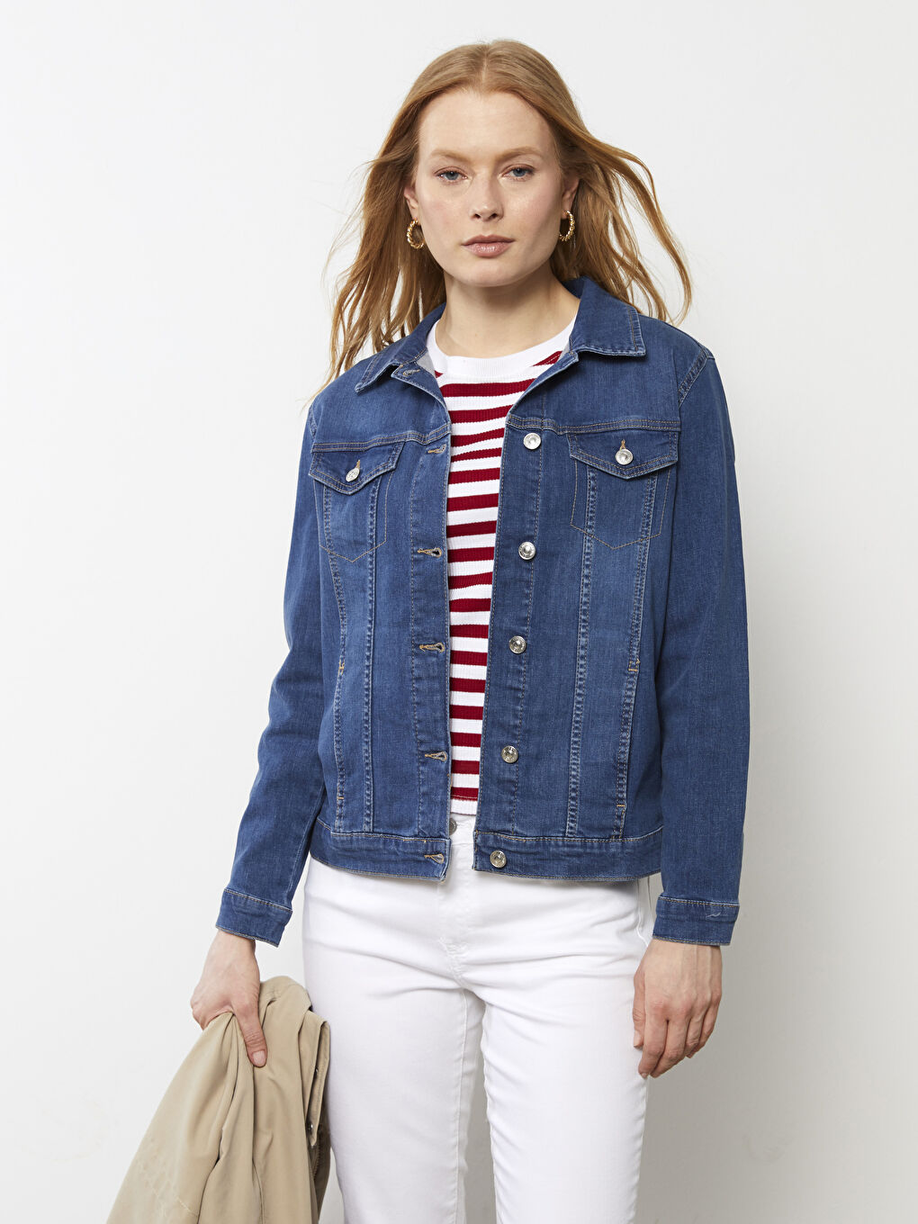 Geacă din denim Rodeo cu guler de cămașă, detalii cu buzunar și mânecă lungă pentru femei