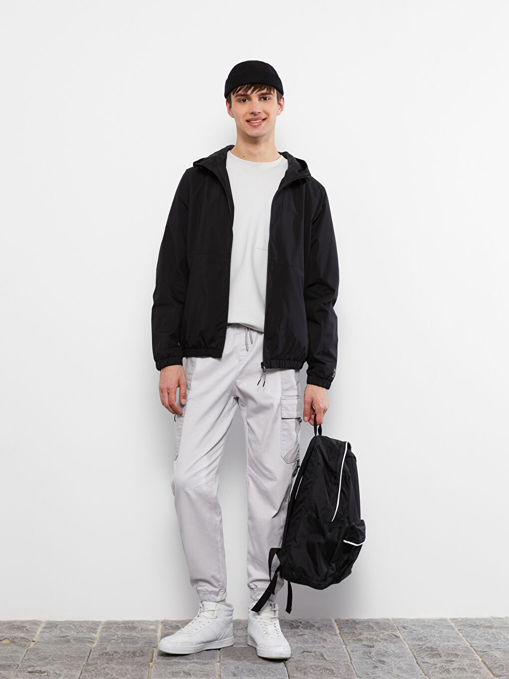 Standard Fit Men's Cargo Trousers