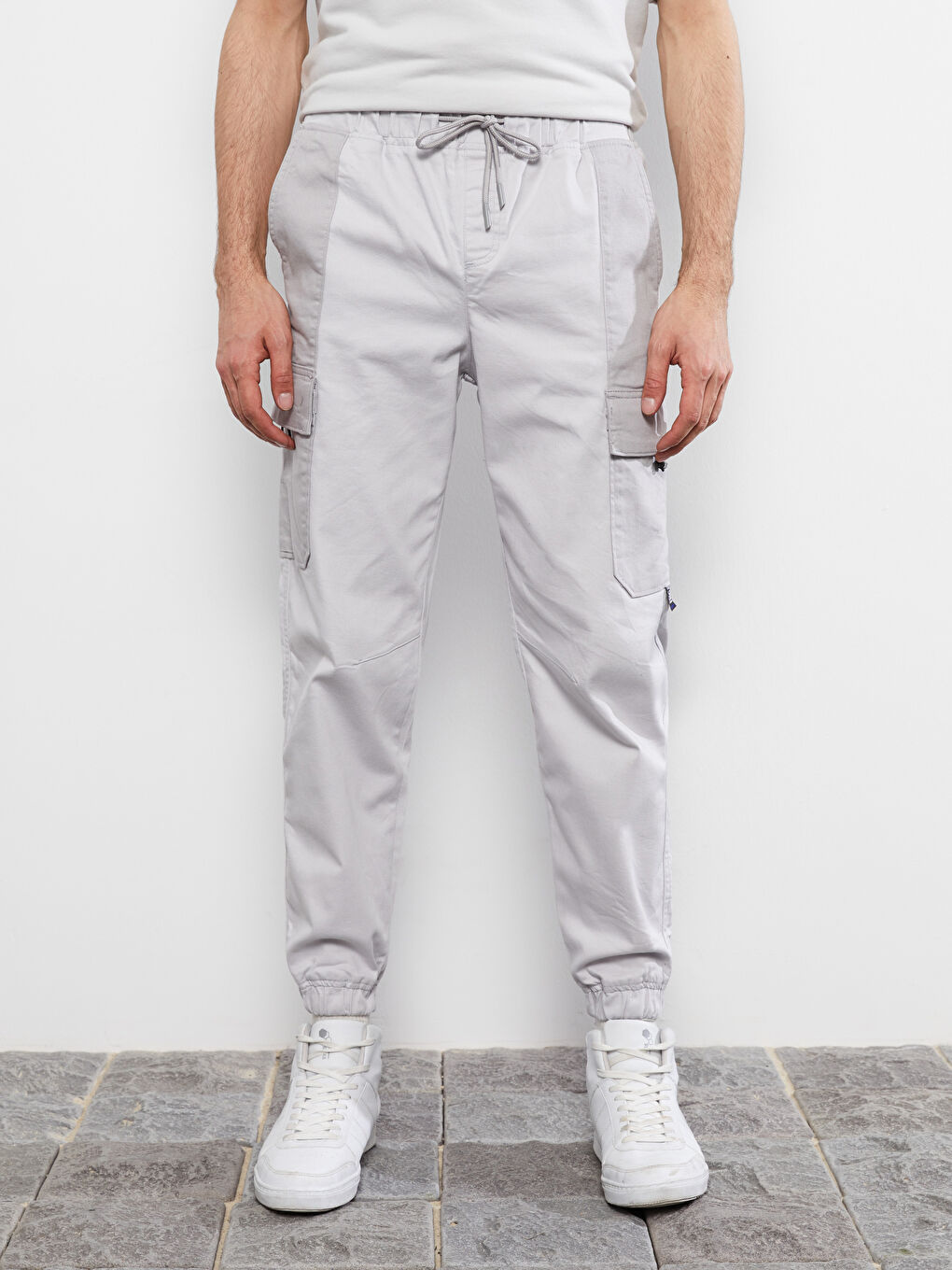 Standard Fit Men's Cargo Trousers-3