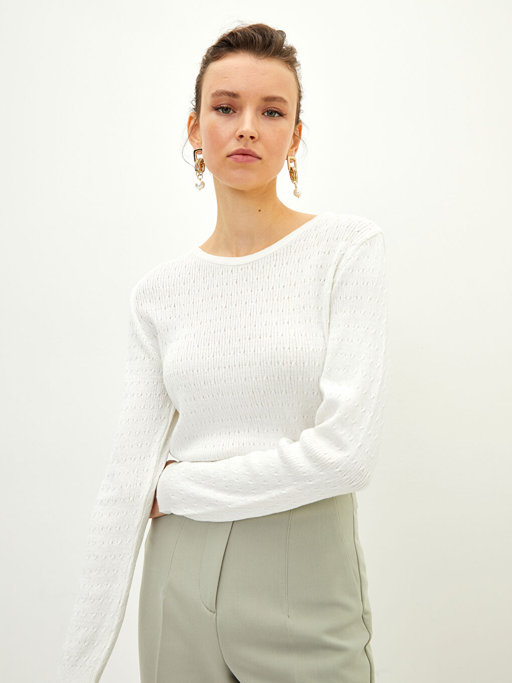 Ekru Bisiklet Yaka Kendinden Desenli Uzun Kollu Kadın Triko Kazak