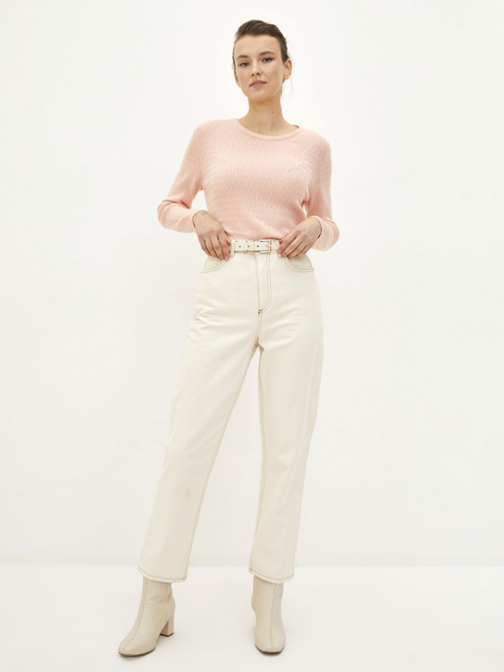 سترة تريكو بياقة دائرية بنقشة ذاتية وكم طويل للسيدات-2