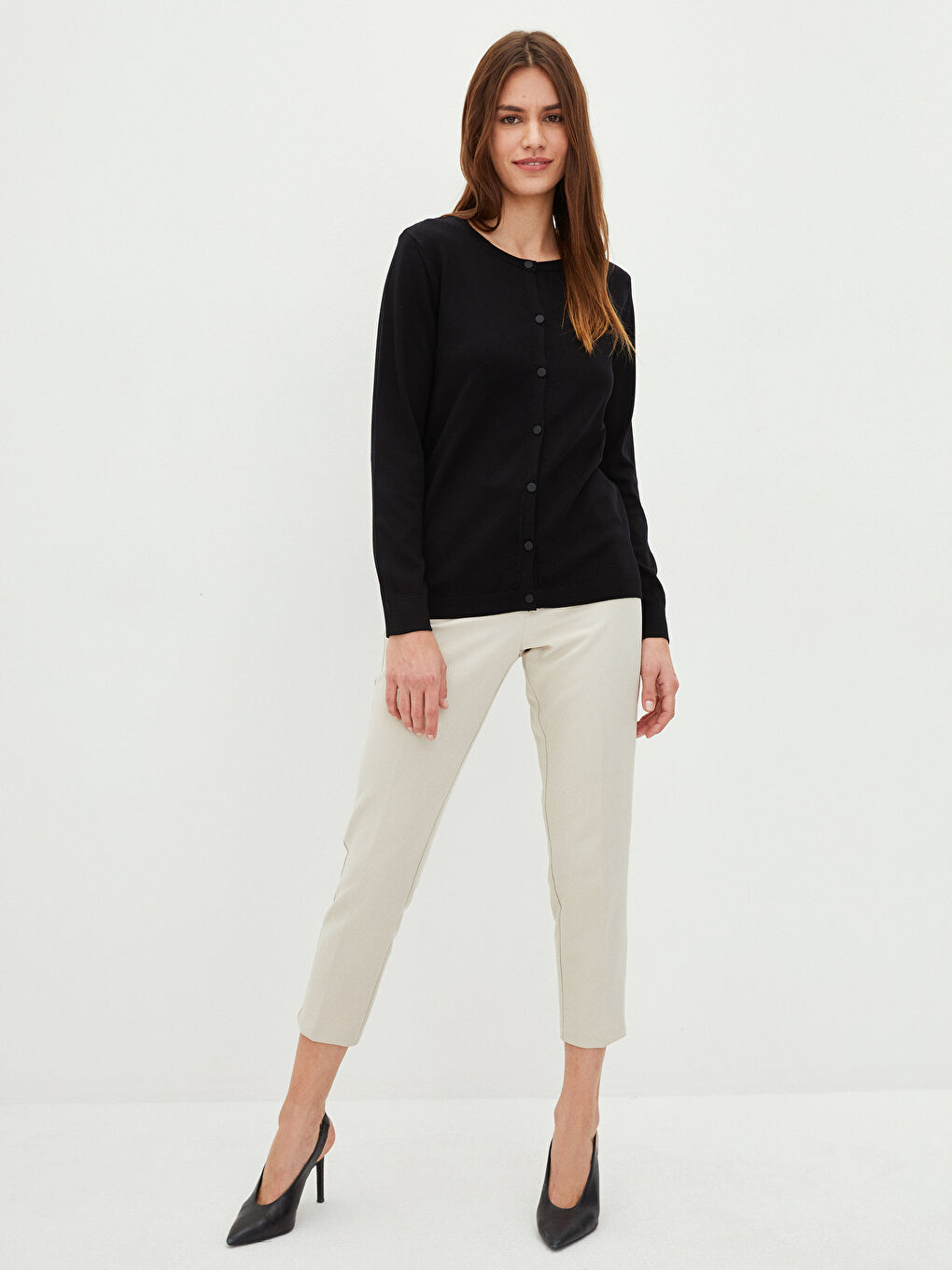 Siyah Bisiklet Yaka Düz Uzun Kollu Kadın Triko Hırka-2