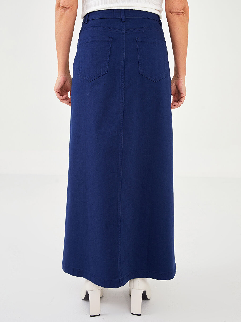 Lacivert Standart Fit Düz Cep Detaylı Kadın Gabardin Kadın Etek-4