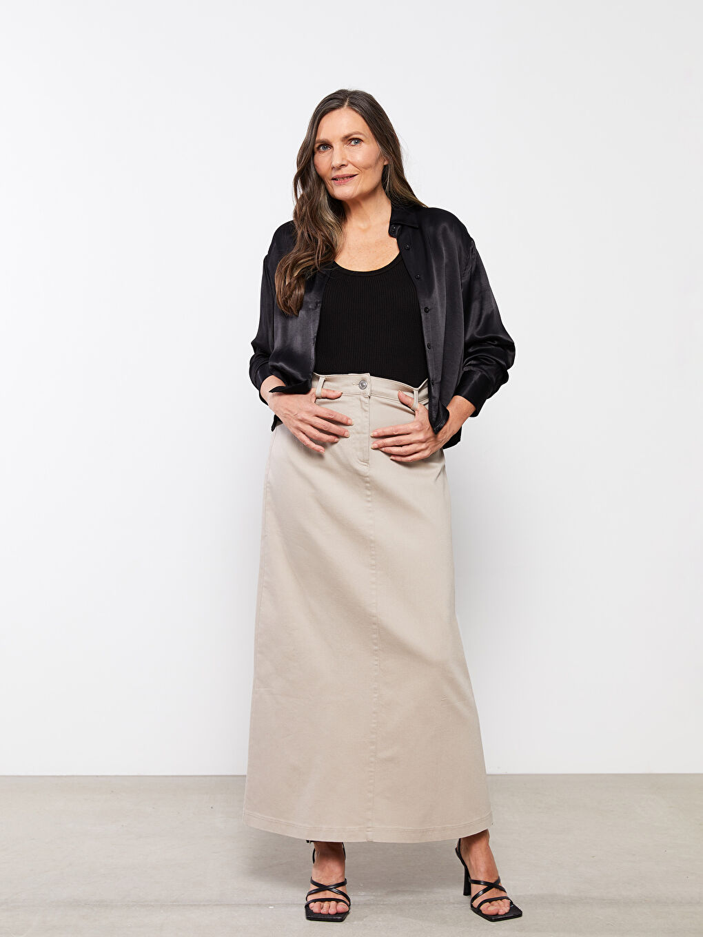 Standard Fit Plain Pocket Detailed Women's Gabardine Women's Skirt