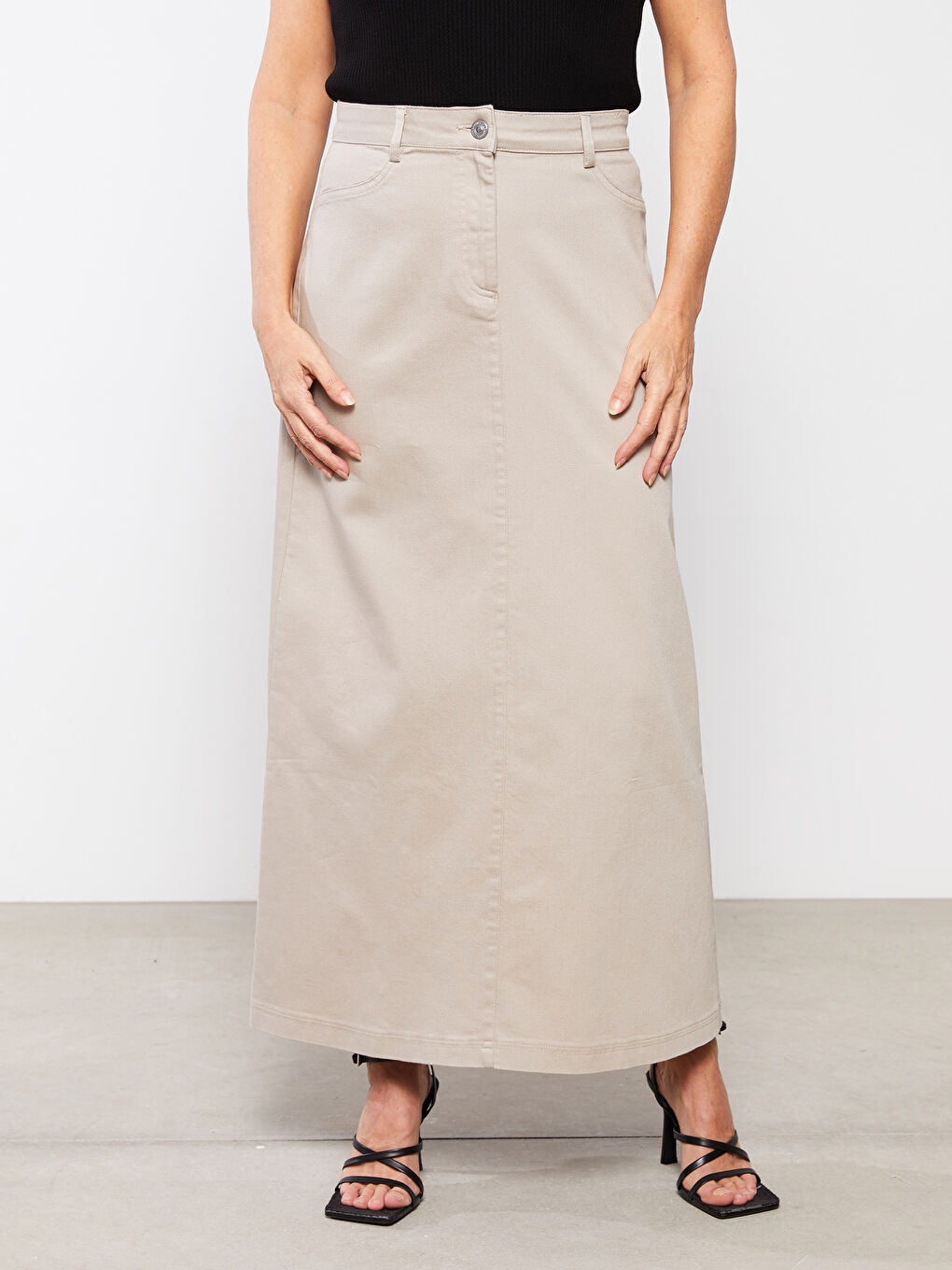 Standard Fit Plain Pocket Detailed Women's Gabardine Women's Skirt-2