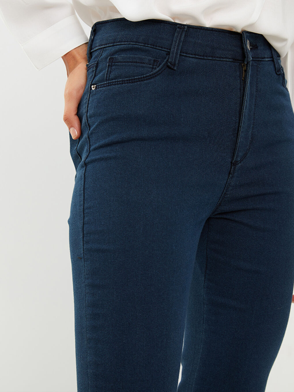 Mercury Skinny Fit Straight Pocket Detailed Women's Jean Trousers-3