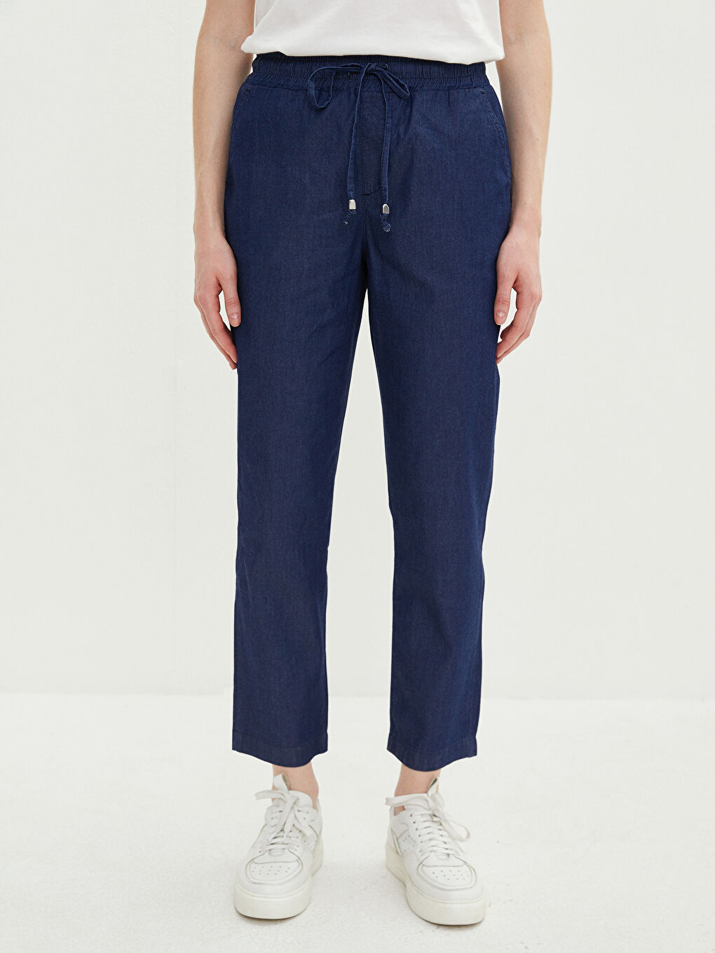 Žena CRNA Traperice-3