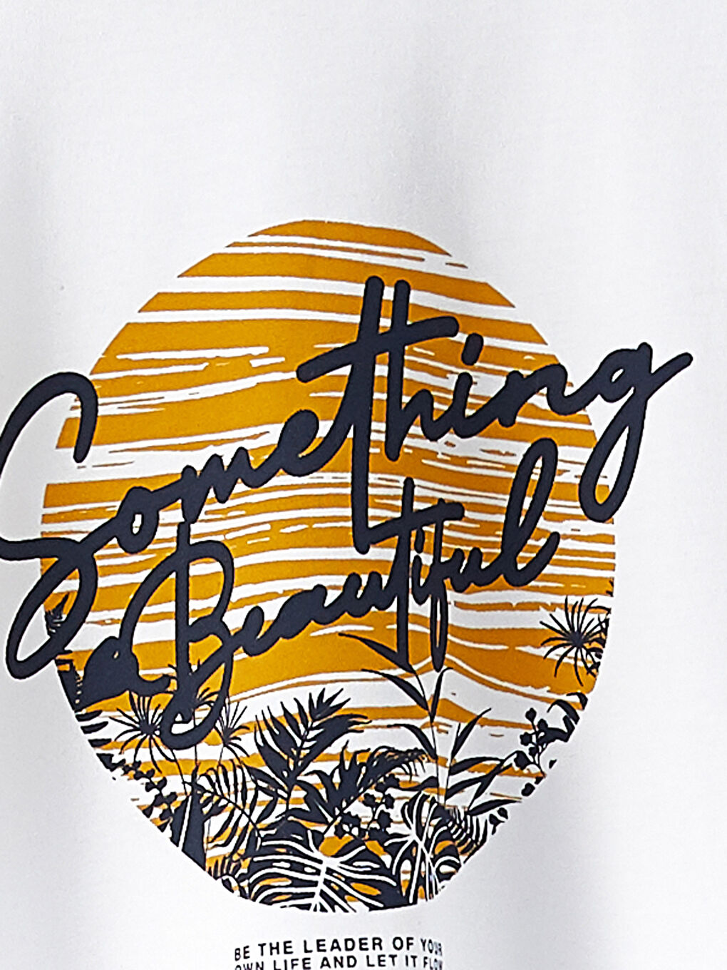 Beyaz Bisiklet Yaka Kısa Kol Baskılı Erkek Tişört-7