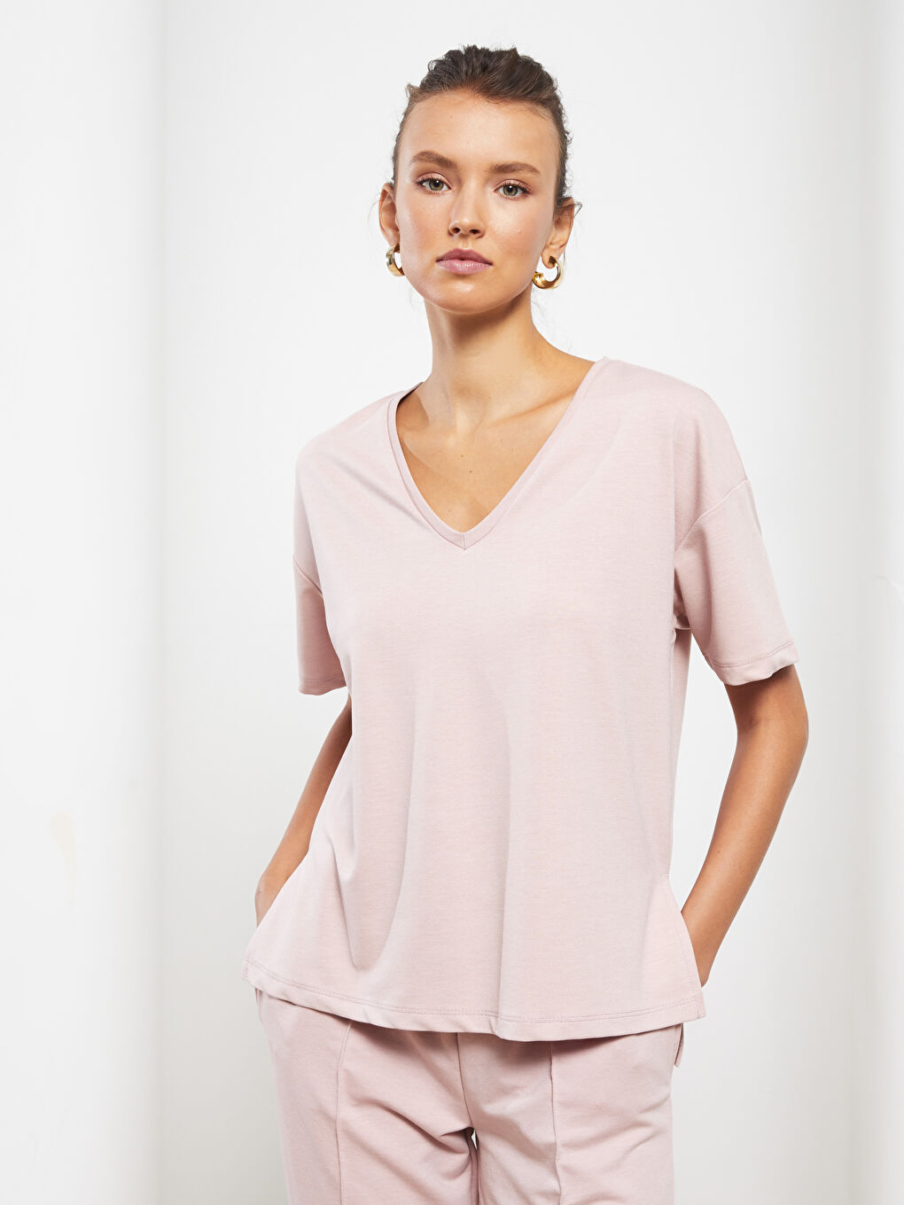 V-Neck Plain Short Sleeve Women's T-Shirt-1