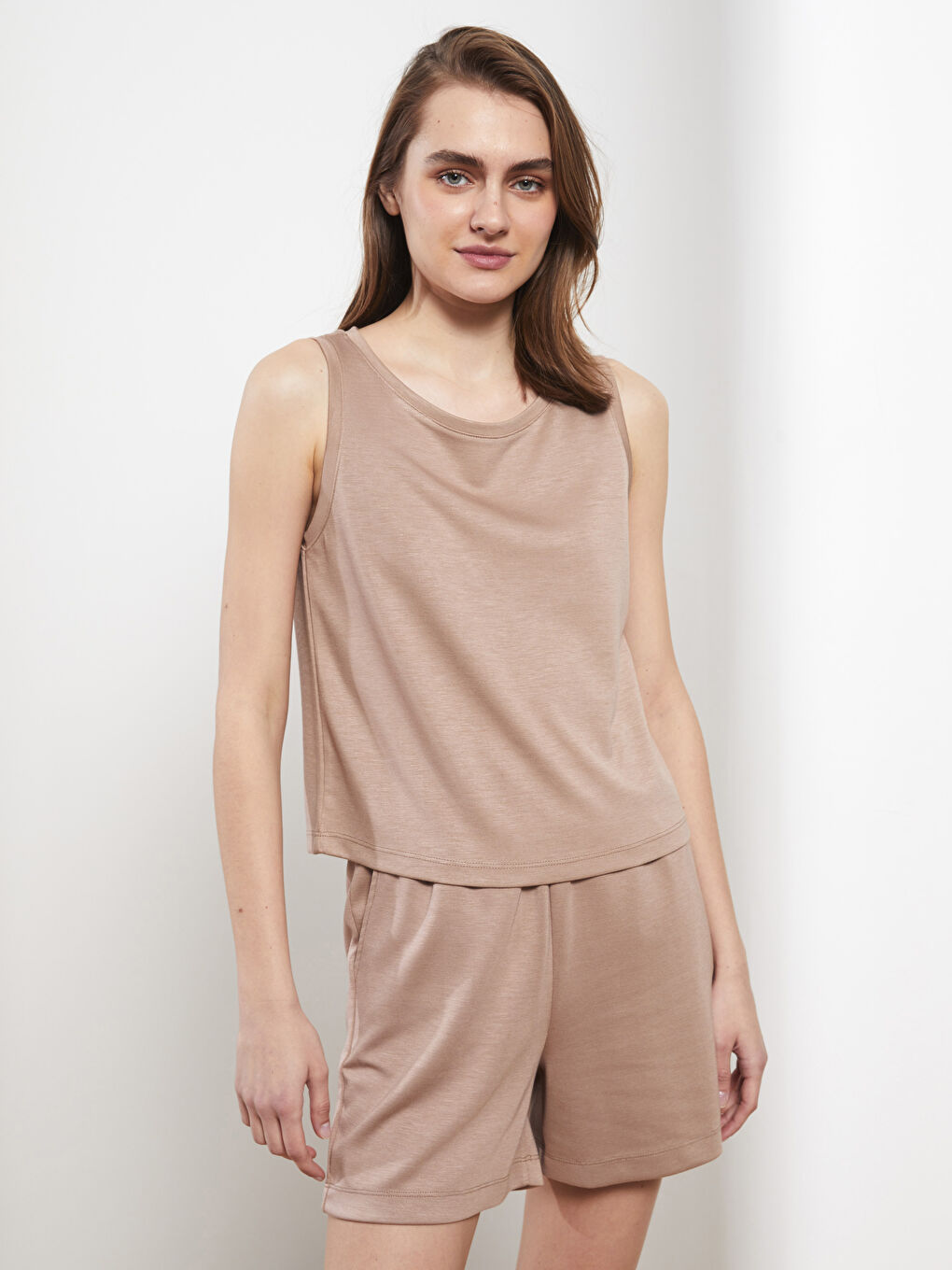 Bej Kadın Bisiklet Yaka Düz Atlet-2