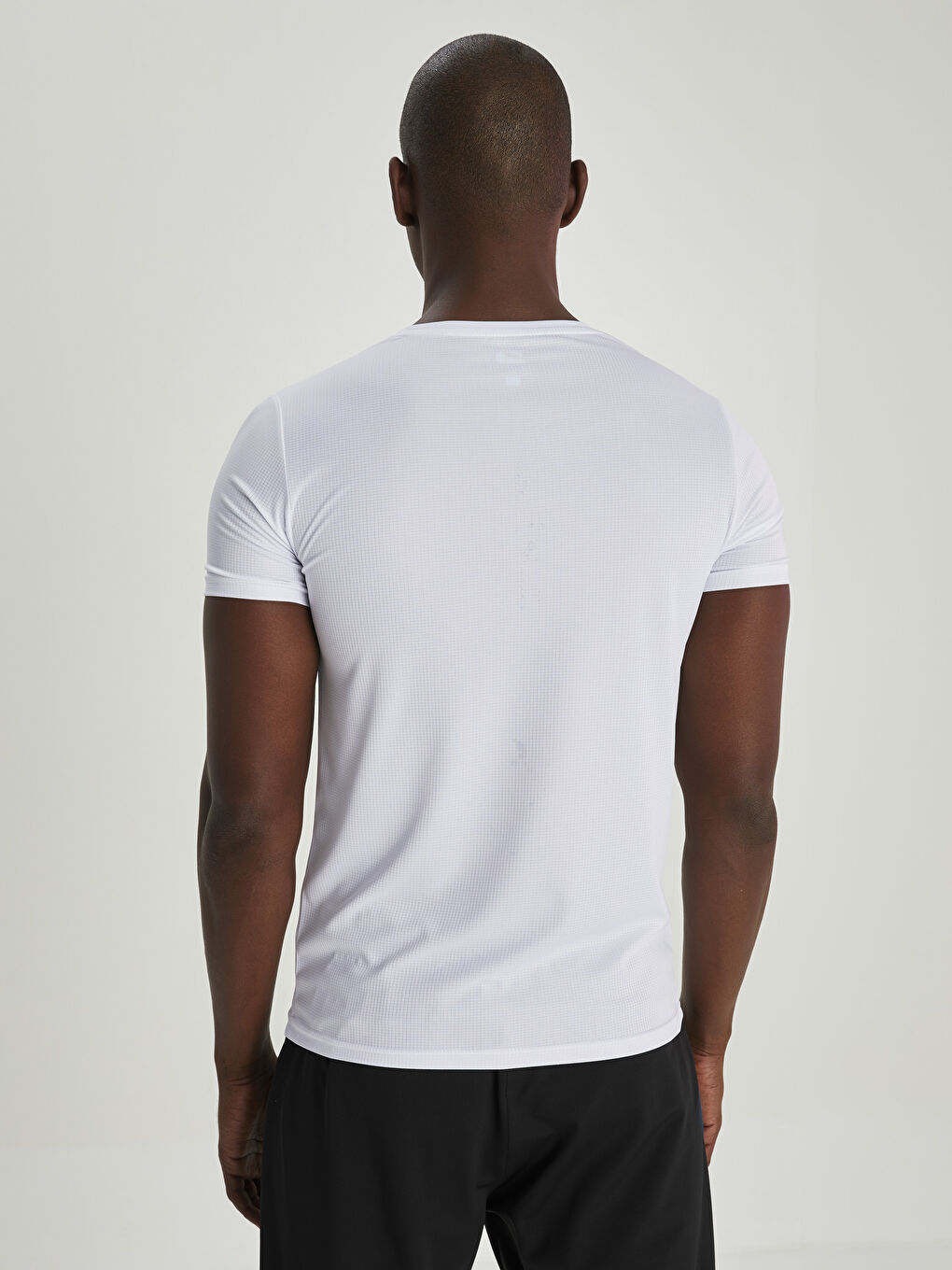 Beyaz Bisiklet Yaka Kısa Kollu Erkek Spor Tişört-4