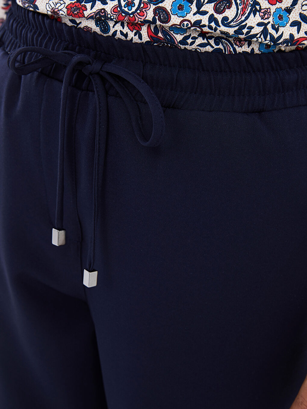 Женские брюки с эластичной талией и удобной посадкой с карманами-2