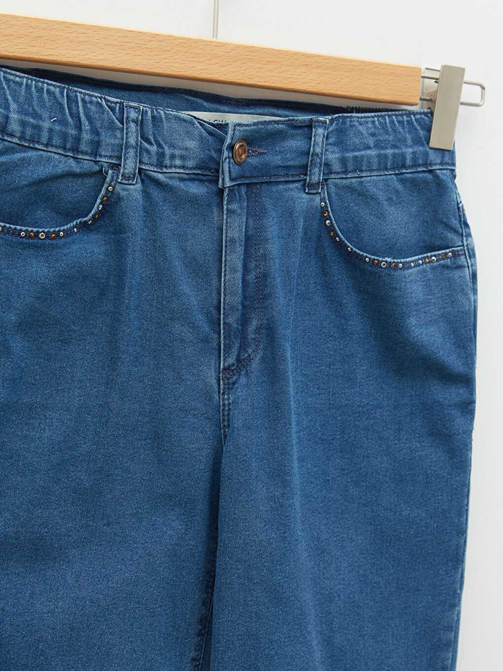 LC Waikiki Elastični struk Merkur usko krojene ravne džepne detaljne ženske farmerke pantalone -S2CL35Z8-563