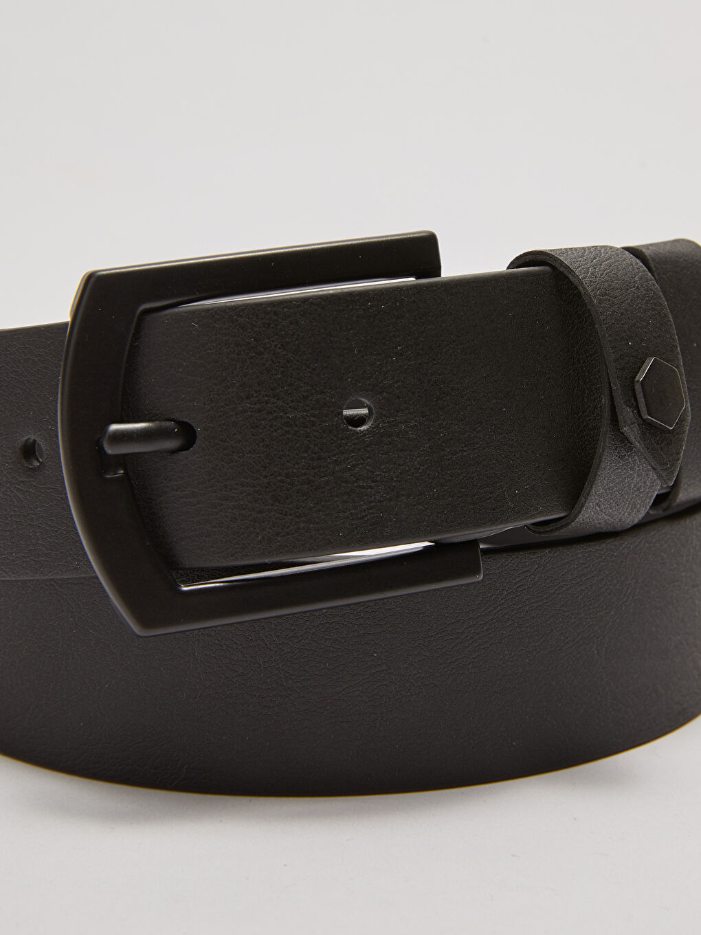 Siyah Deri Görünümlü Erkek Kemer-3