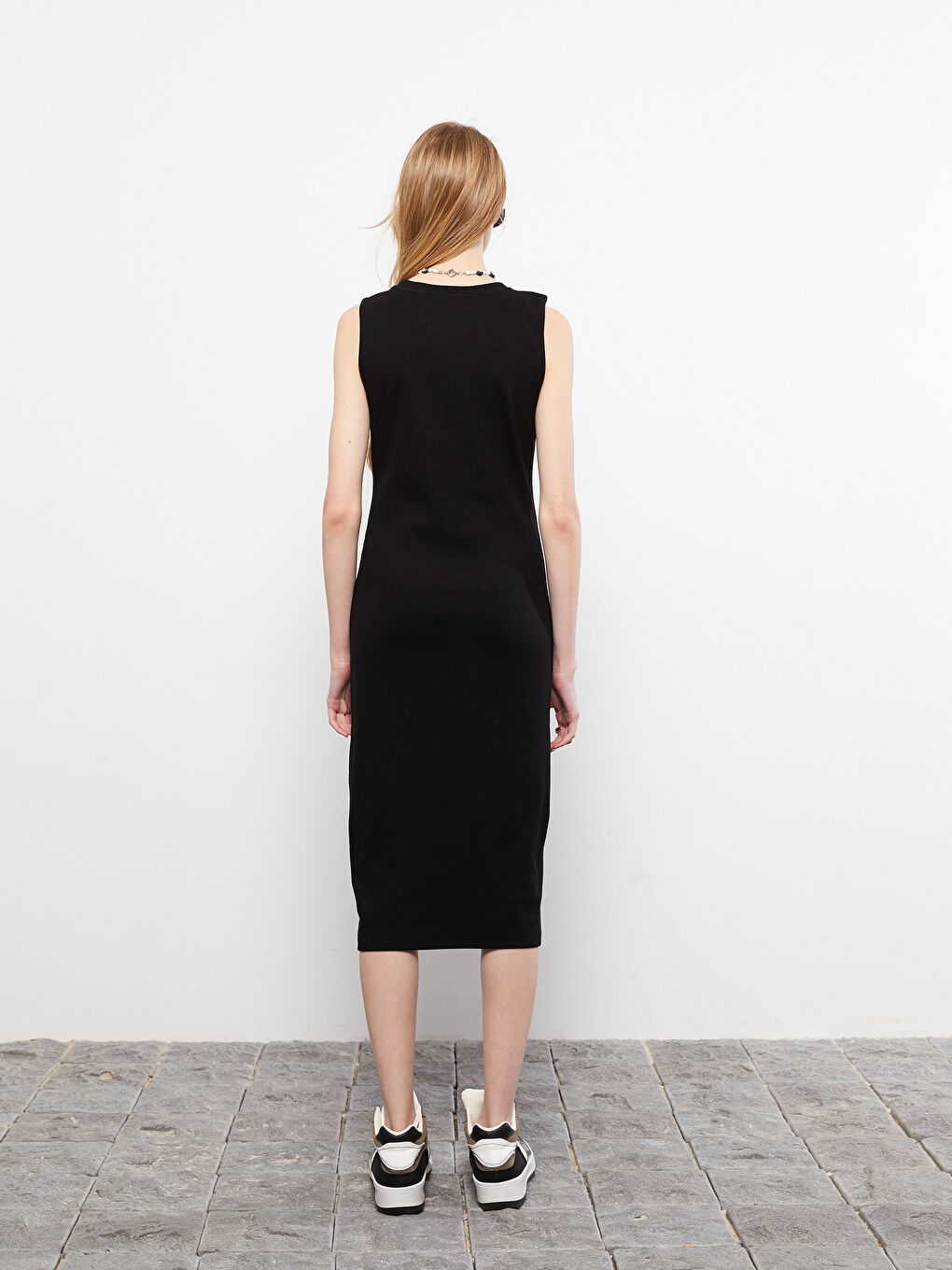 Siyah Kadın Bisiklet Yaka Düz Kolsuz Bodycon Elbise-4