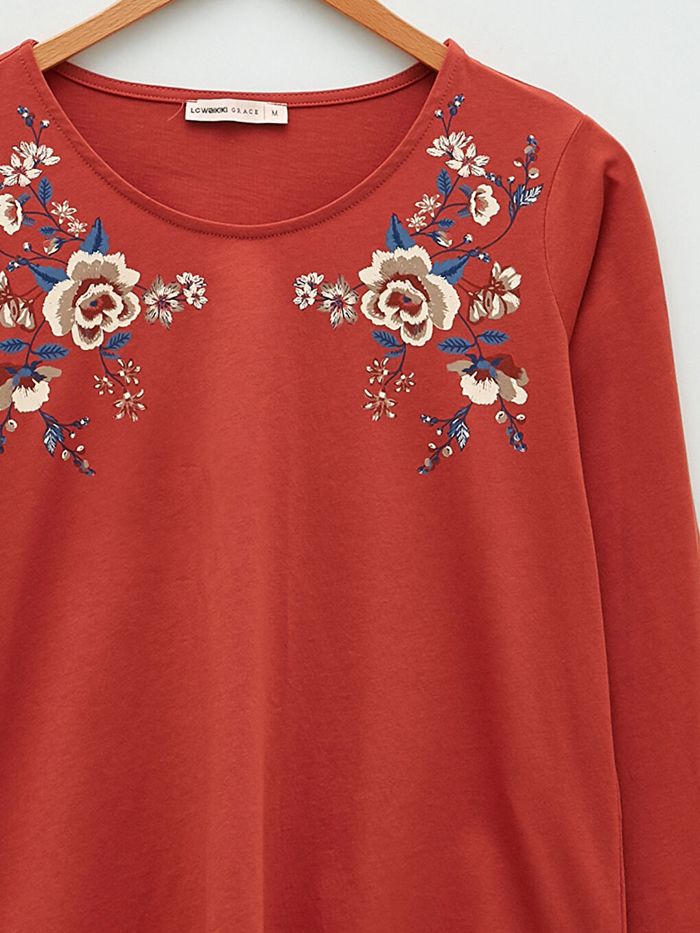 Kahverengi Bisiklet Yaka Çiçekli Uzun Kollu Pamuklu Kadın Tişört-7