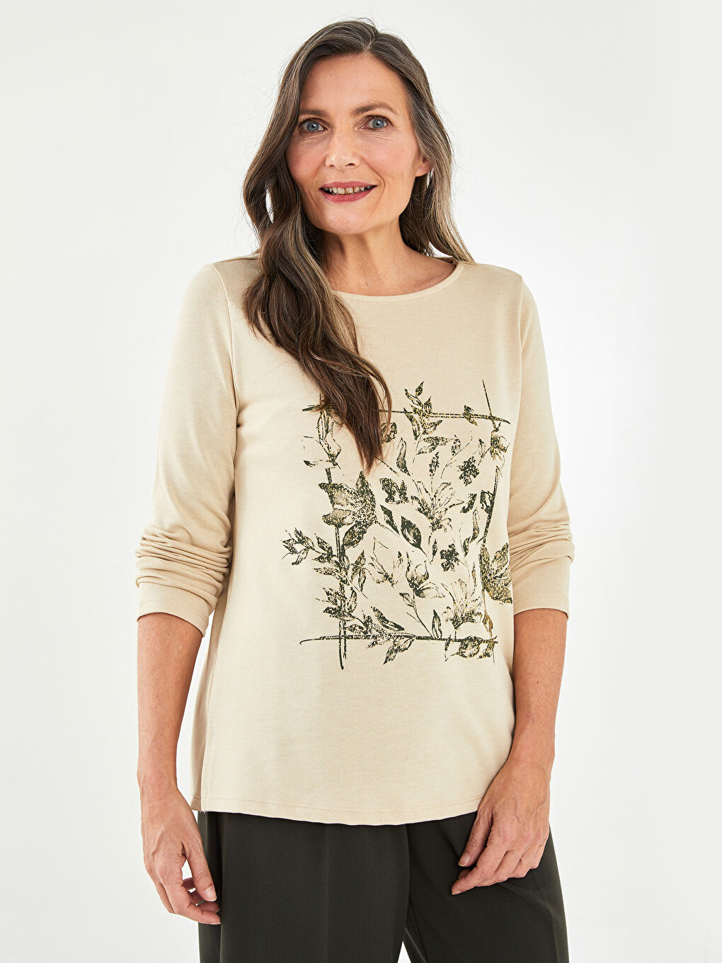 تيشيرت ياقة دائرية مطبوع كم طويل-1