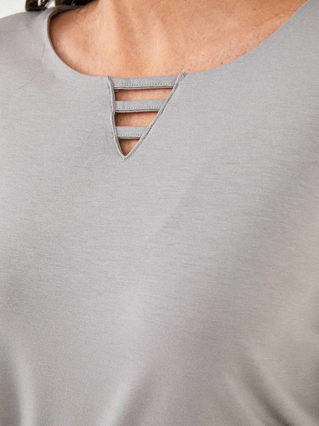 Gri Kadın Bisiklet Yaka Düz Bluz-3