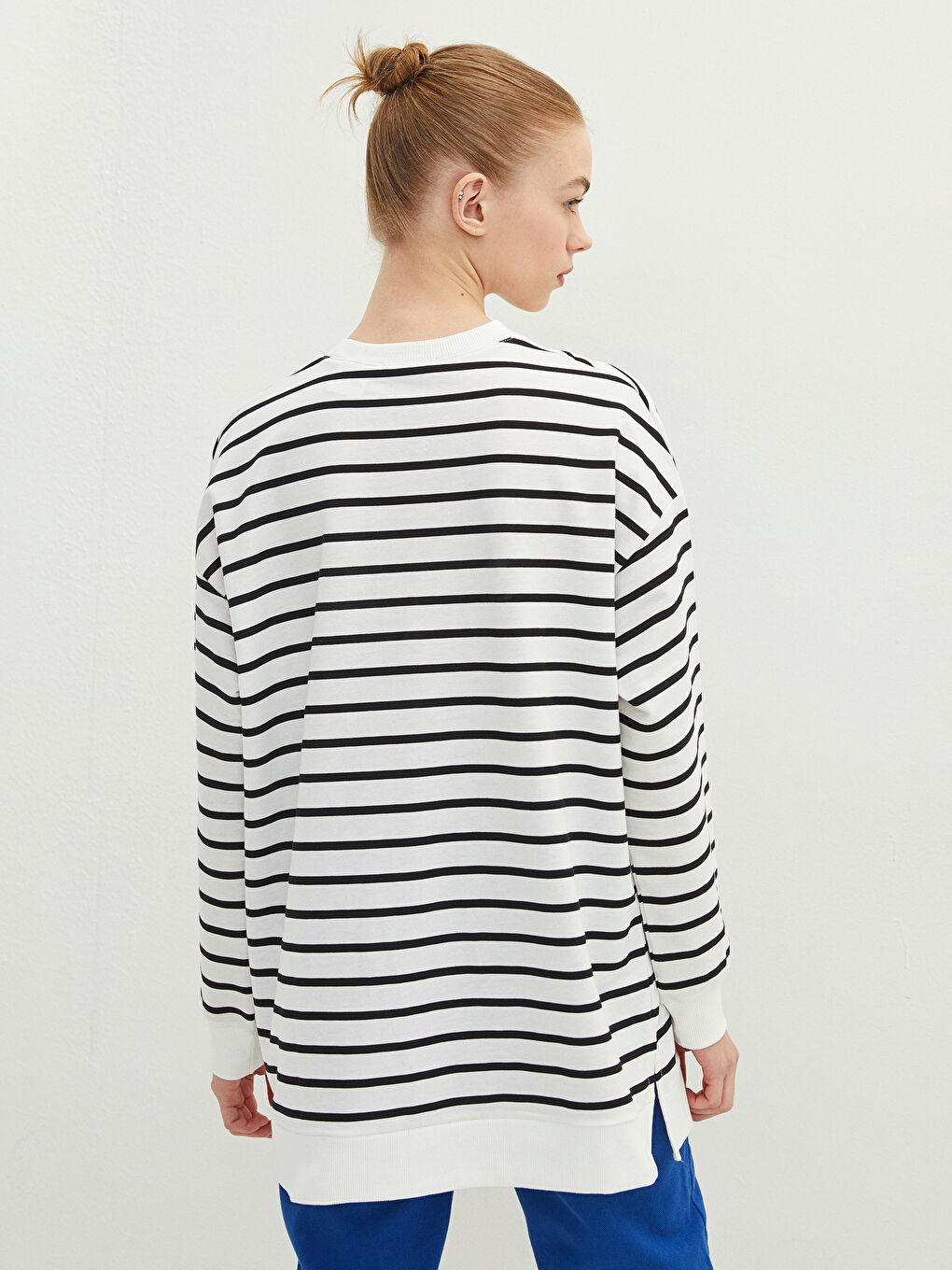 Tunique en Sweatshirt Oversize à Rayures Col Rond Imprimé Tom&Jerry à Manches Longues pour Femmes-4