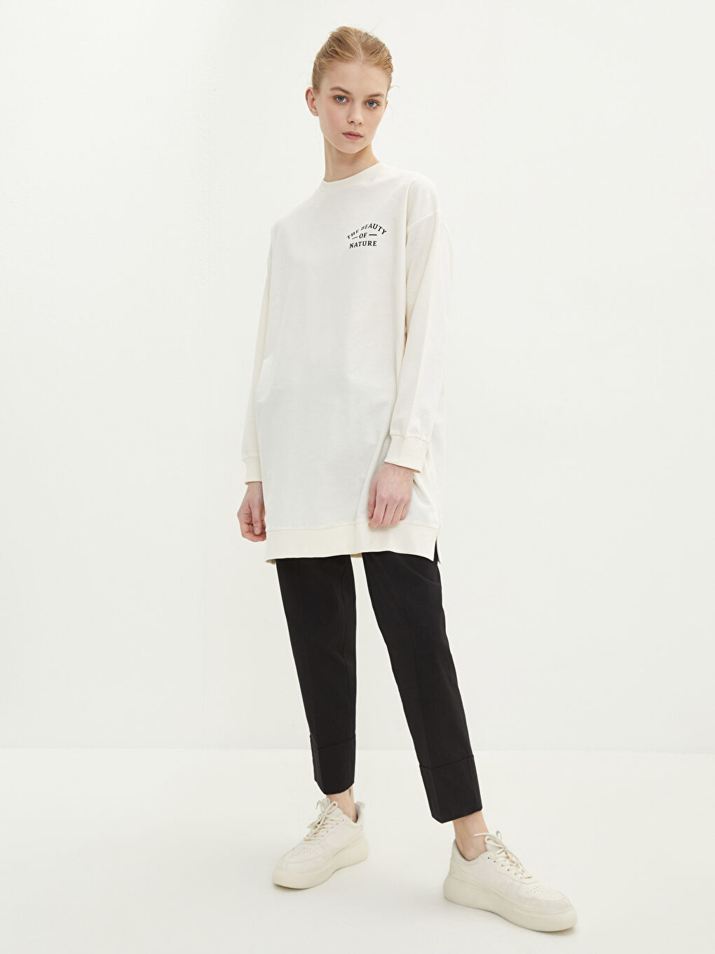 Bej Dik Yaka Baskılı Uzun Kollu Oversize Kadın Sweatshirt Tunik-2