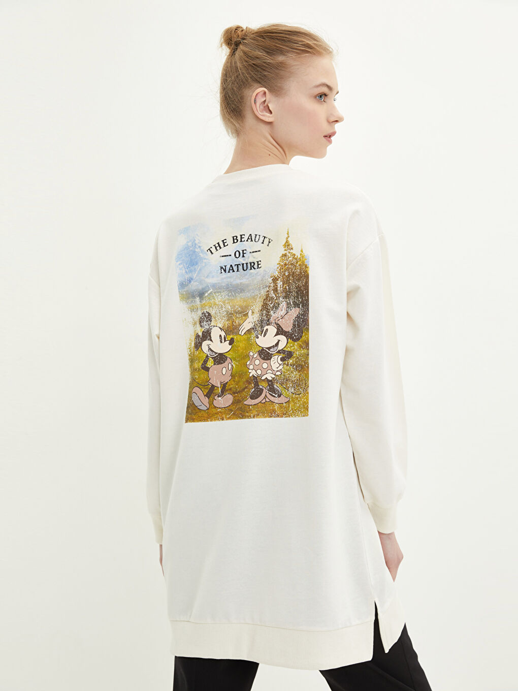 Bej Dik Yaka Baskılı Uzun Kollu Oversize Kadın Sweatshirt Tunik-4