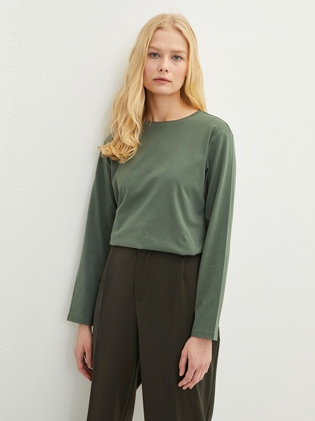 Yeşil Bisiklet Yaka Düz Uzun Kollu Pamuklu Kadın Tişört-3