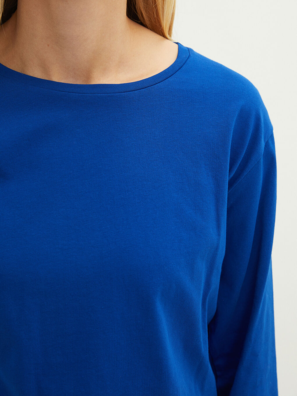 Crew Neck Regular Long Sleeve Cotton Women's T-shirt-3