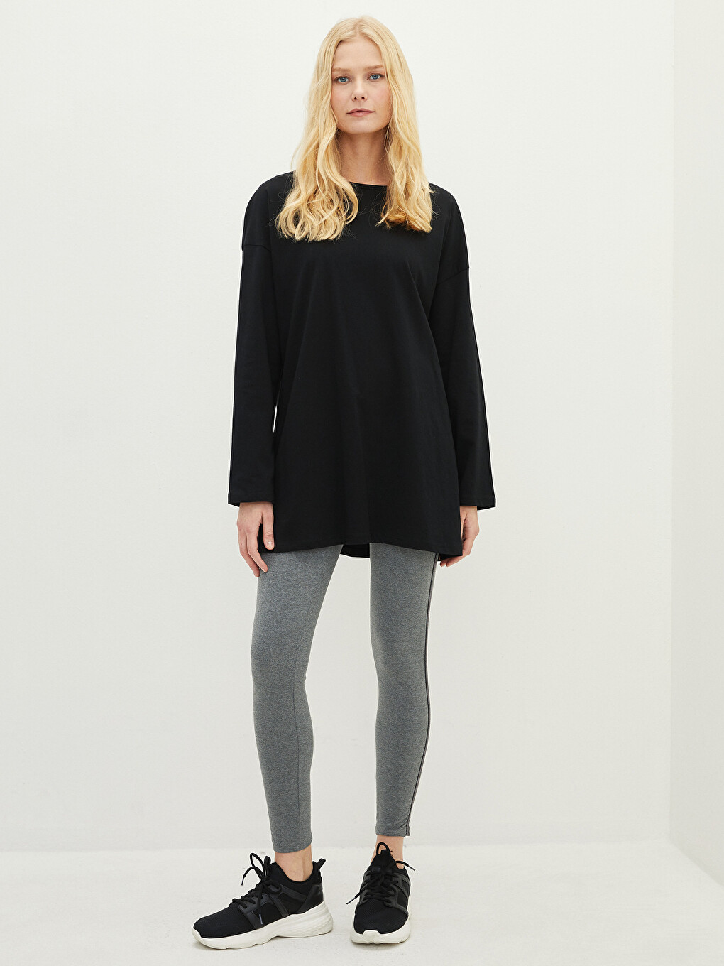 Crew Neck Regular Long Sleeve Cotton Women's T-shirt-2