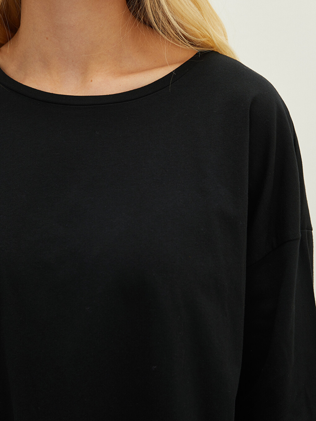 Crew Neck Regular Long Sleeve Cotton Women's T-shirt-3