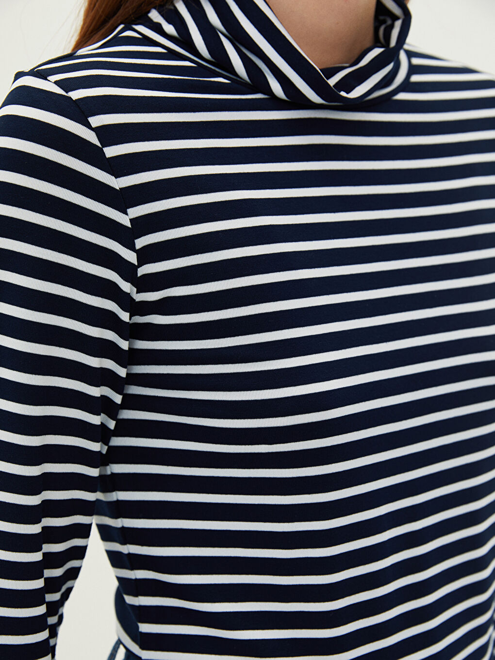 Body cu Guler tip Pâlnie Vărgat și Mânecă Lungă pentru Femei-2