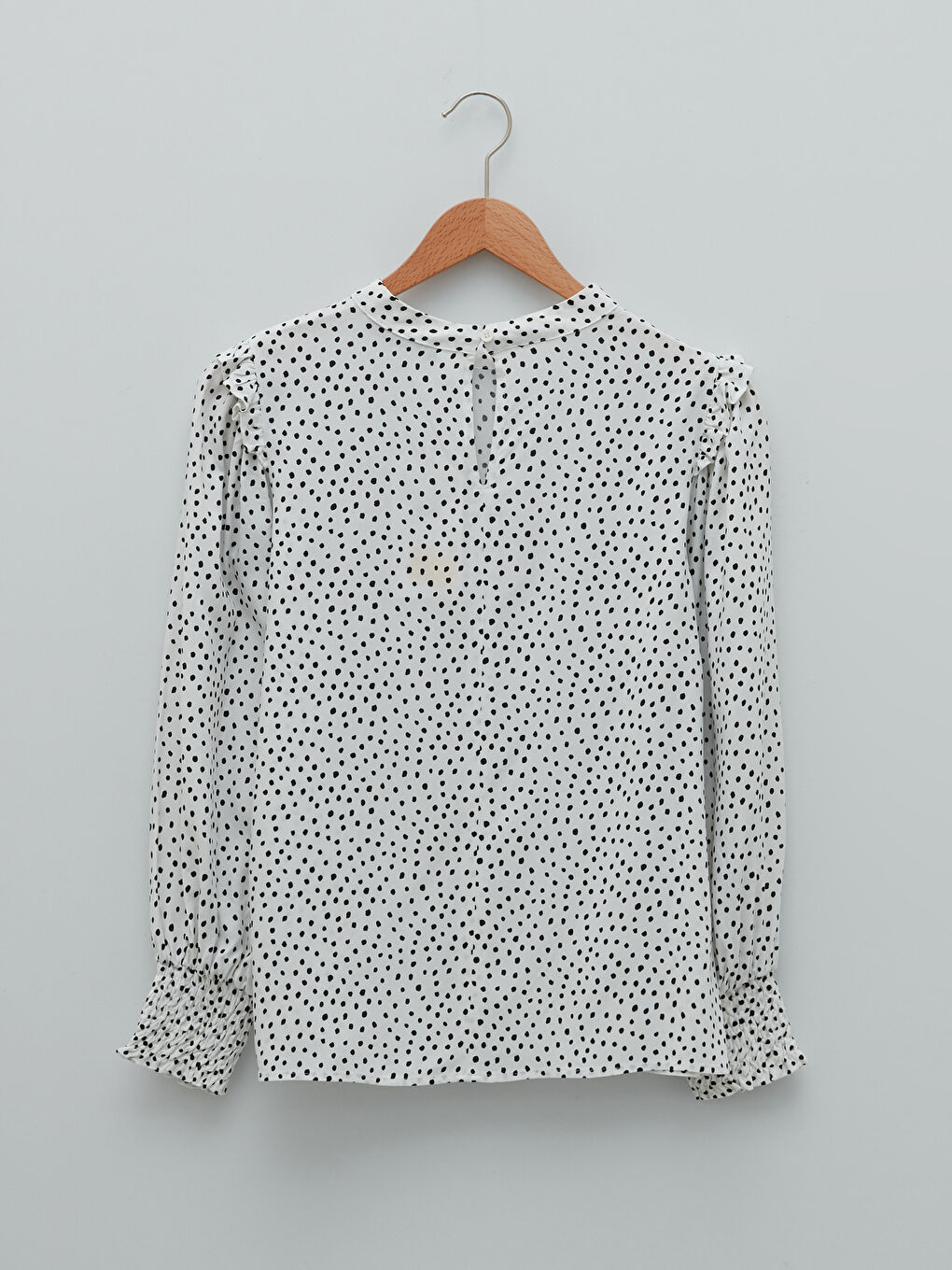 Beyaz Hakim Yaka Puantiyeli Uzun Kollu Viskon Kadın Bluz-6