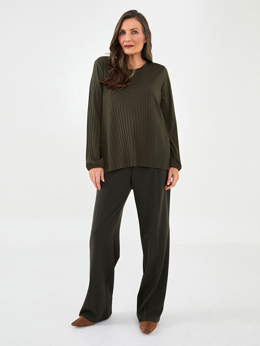 تيشيرت كم طويل سادة بياقة دائرية للسيدات-3