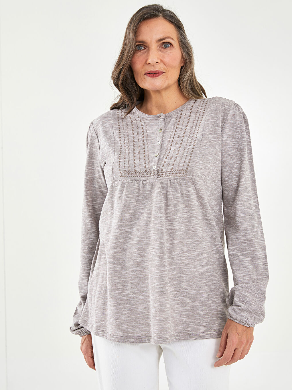 Crew Neck Embroidered Long Sleeve Women's T-Shirt-2