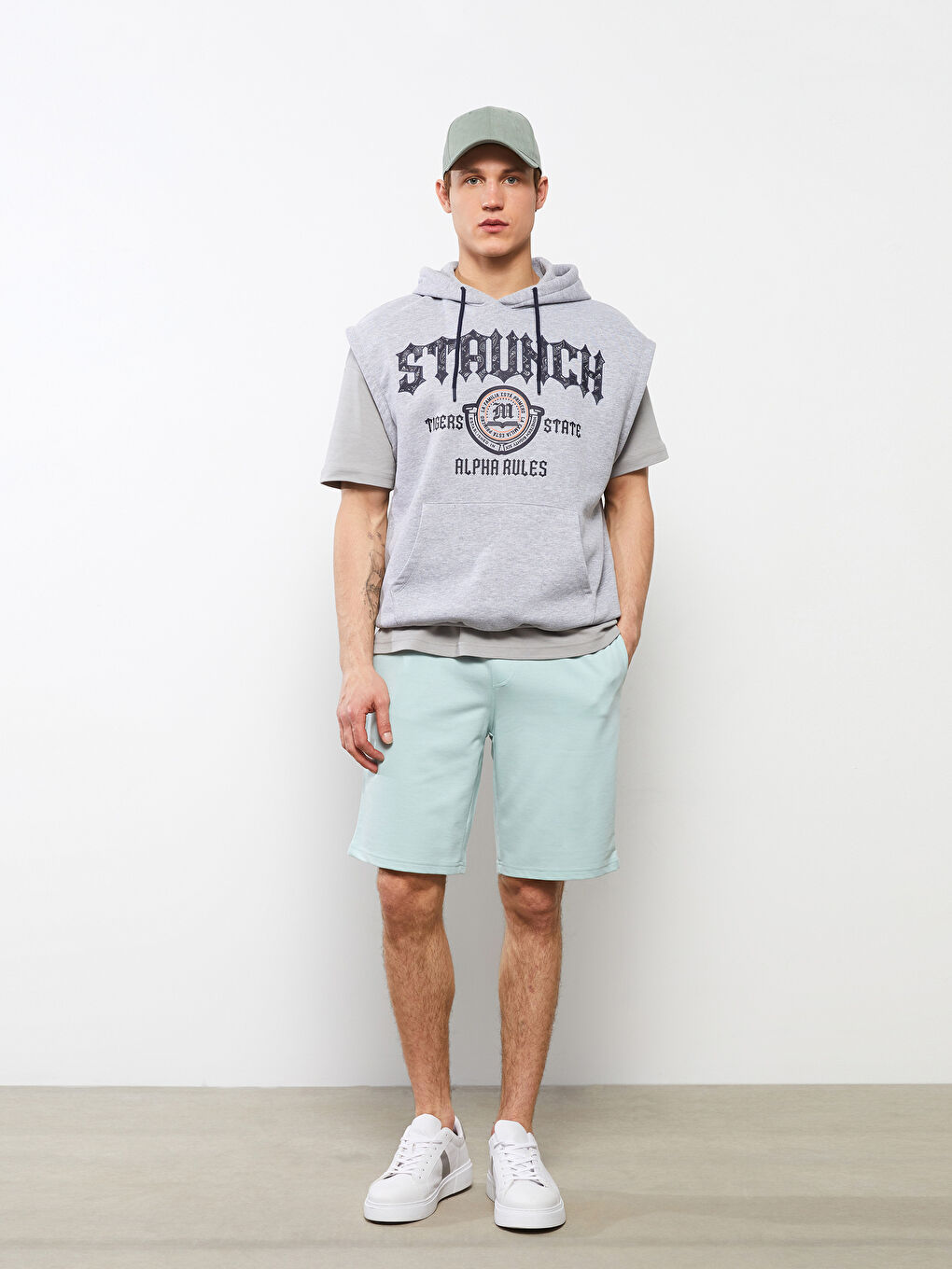 Turkuaz Standart Kalıp Örme Erkek Şort-1