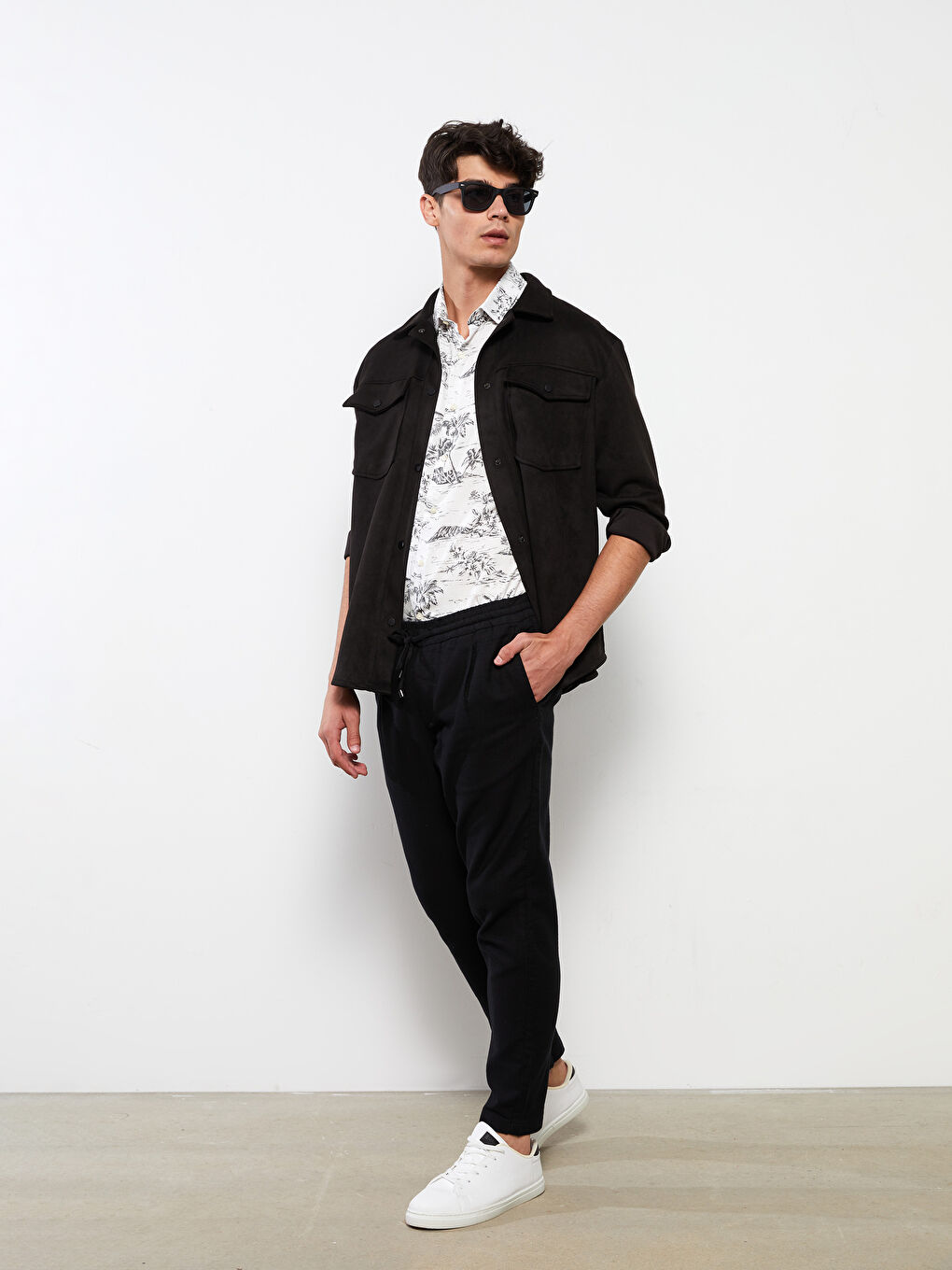 Siyah Slim Fit Beli Bağlama Detaylı Erkek Pantolon