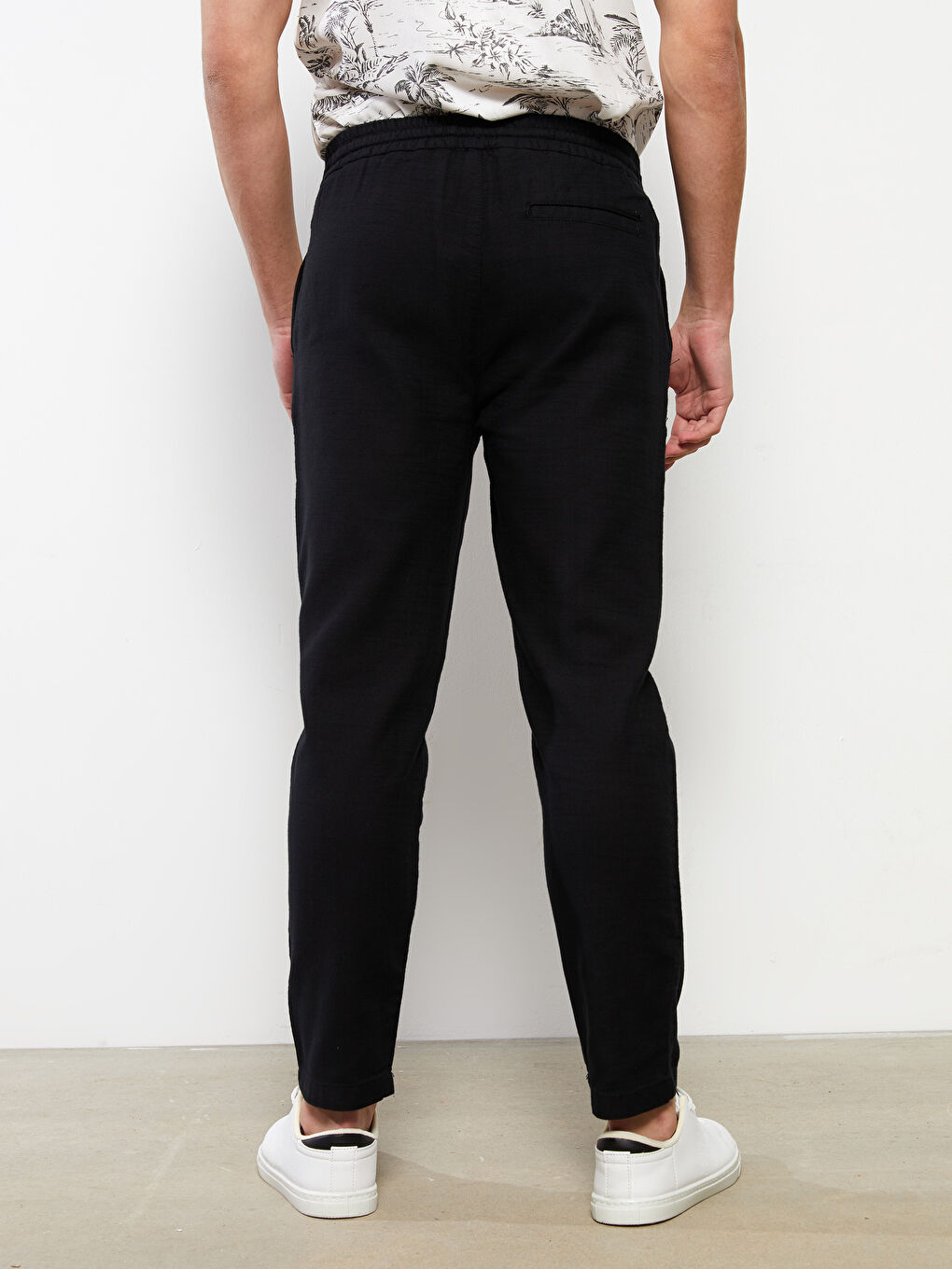 Siyah Slim Fit Beli Bağlama Detaylı Erkek Pantolon-3