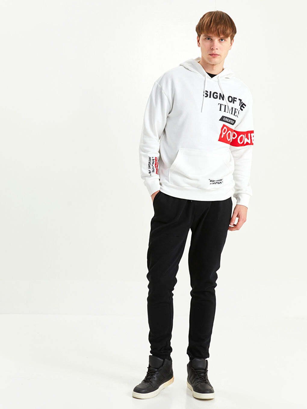 Beyaz Oversize Uzun Kollu Baskılı Erkek Hoodie-3