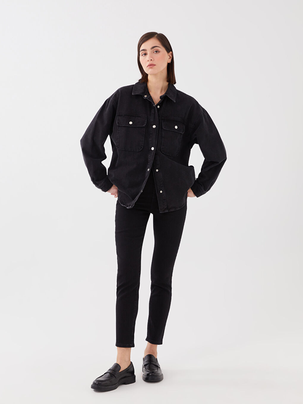 Siyah Önden Düğme Kapamalı Düz Uzun Kollu Kadın Rodeo Jean Gömlek Ceket-4