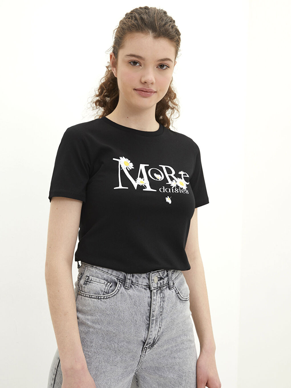 Siyah Bisiklet Yaka Baskılı Kısa Kollu Pamuklu Kadın Tişört