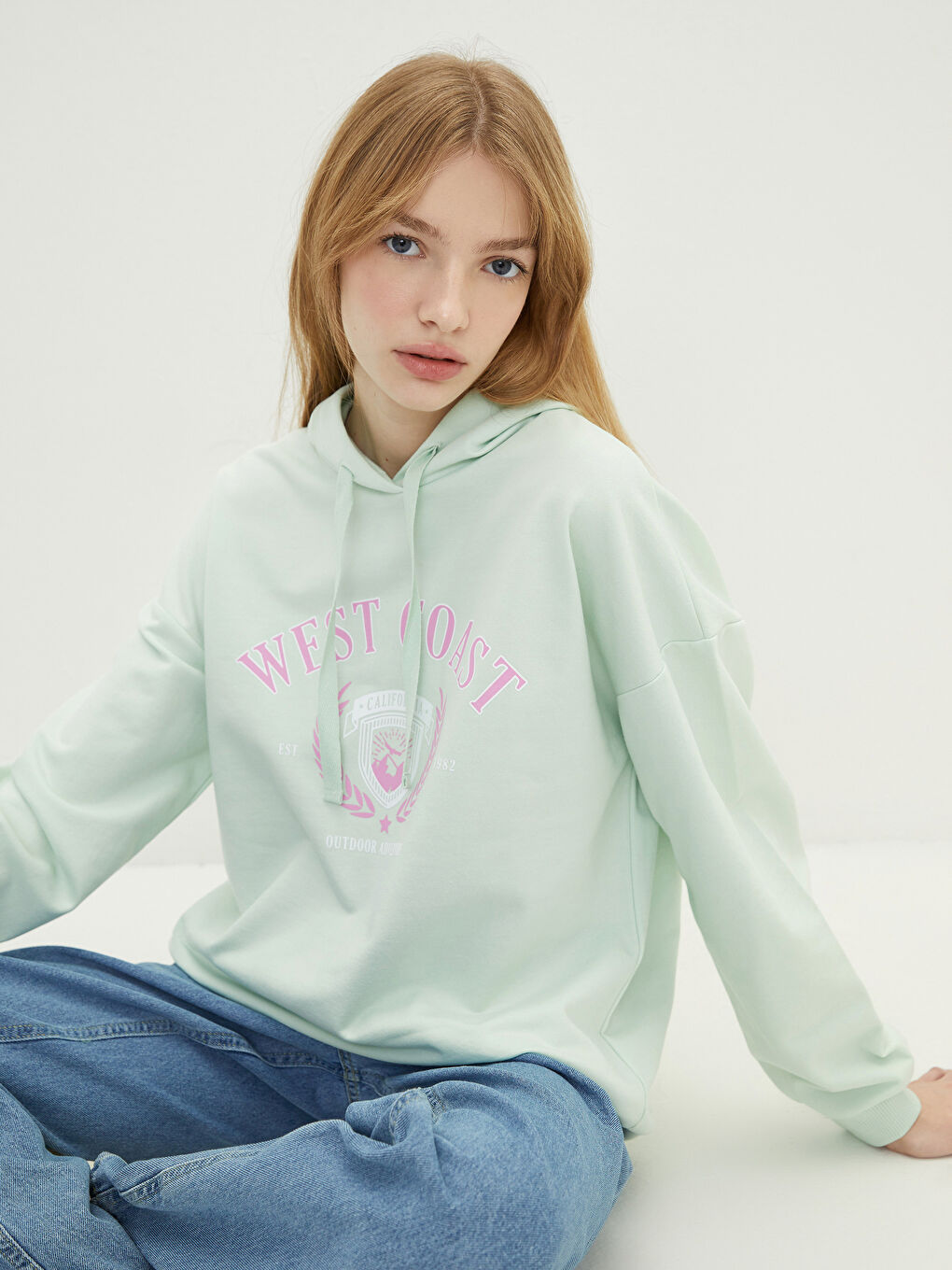 LCW Vision Pastel Yeşil Baskılı Uzun Kollu Kadın Hoodie