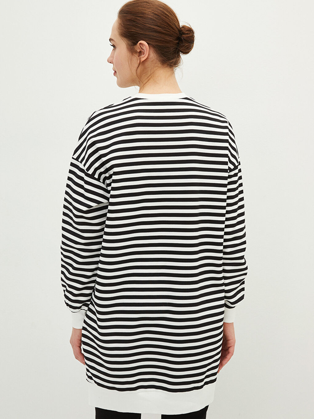 Siyah Bisiklet Yaka Çizgili Uzun Kollu Oversize Pamuklu Kadın Sweatshirt Tunik-5