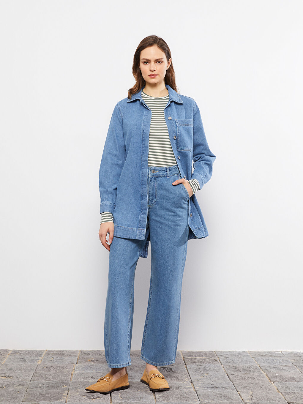 İndigo Standart Fit Cep Detaylı Kadın Rodeo Jean Pantolon-1