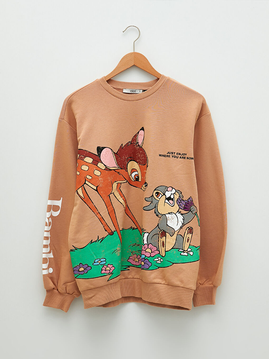Bej Bisiklet Yaka Bambi Baskılı Uzun Kollu Kadın Sweatshirt-5