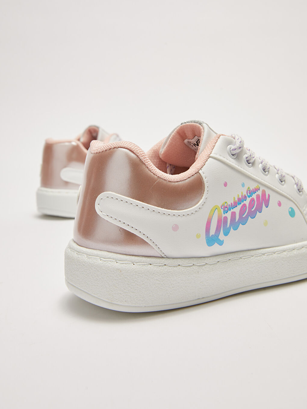 Beyaz Deri Görünümlü Baskılı Bağcıklı Kız Çocuk Spor Ayakkabı-4