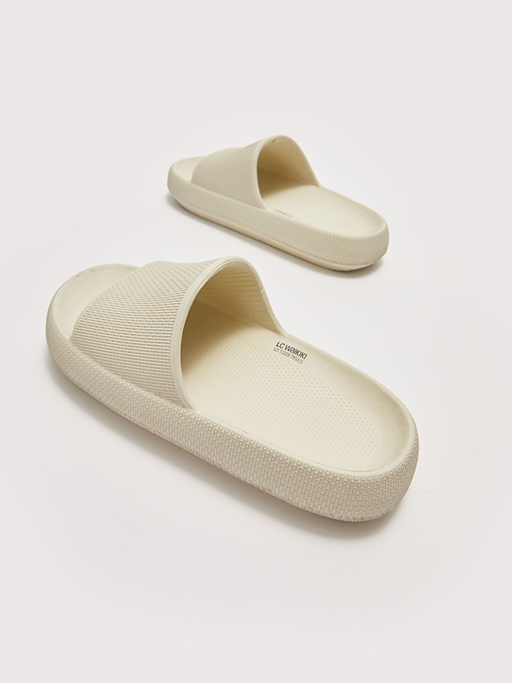 Single-Band Women's Slippers-4