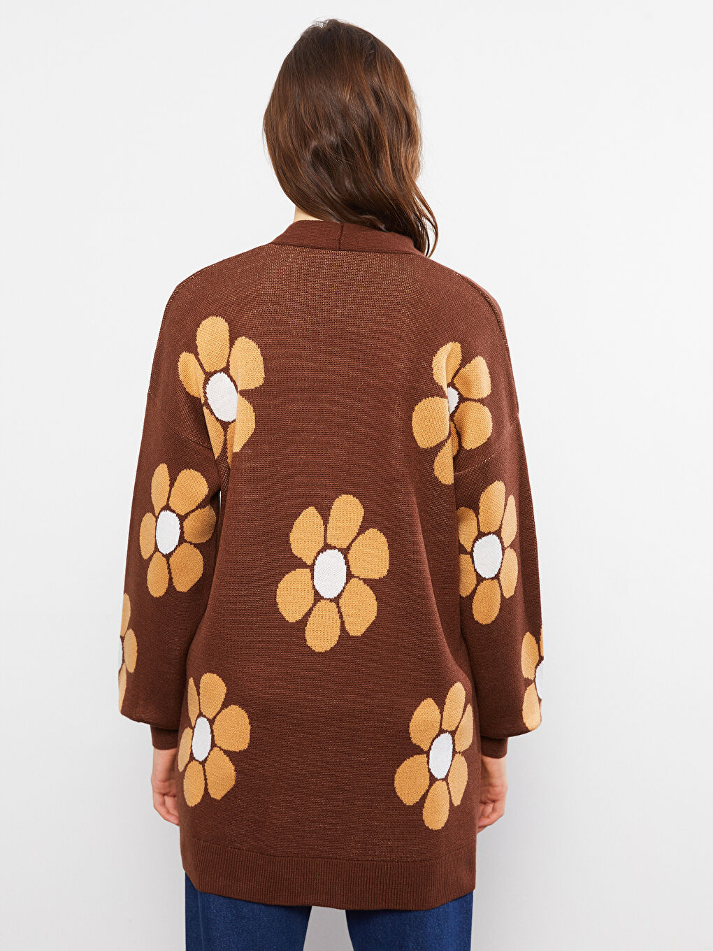 Kahverengi V Yaka Çiçekli Uzun Kollu Kadın Triko Hırka-4