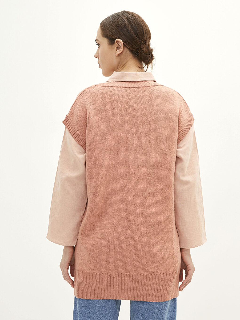 سترة صوفية بدون أكمام برقبة على شكل حرف V سادة للسيدات-1