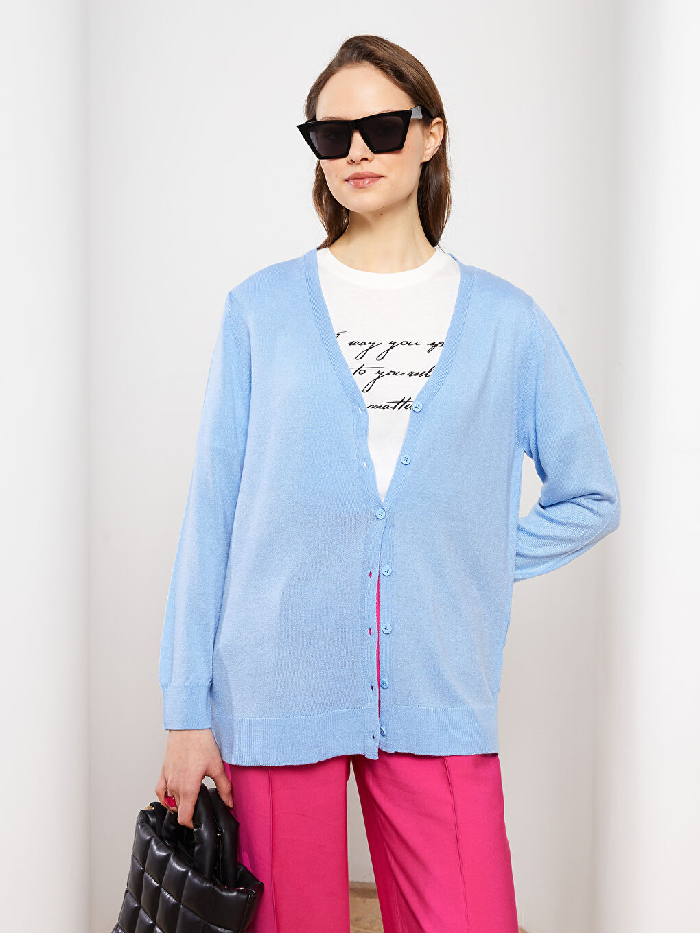 Mavi V Yaka Kadın Triko Hırka-2