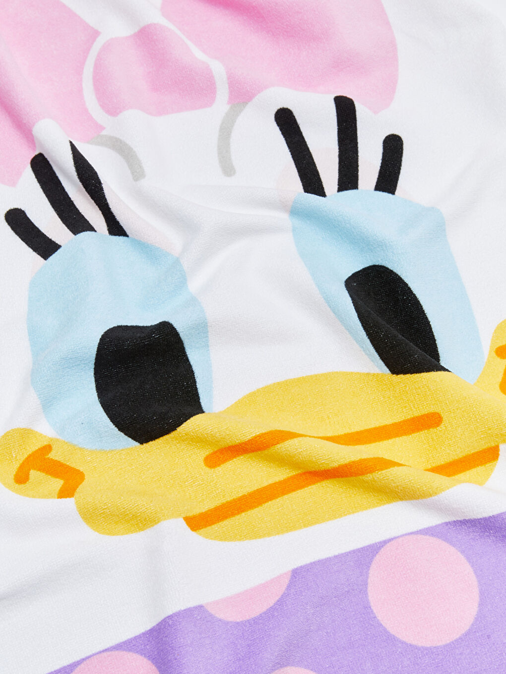 Daisy Duck Licensed Girl Velvet Beach Towel-1